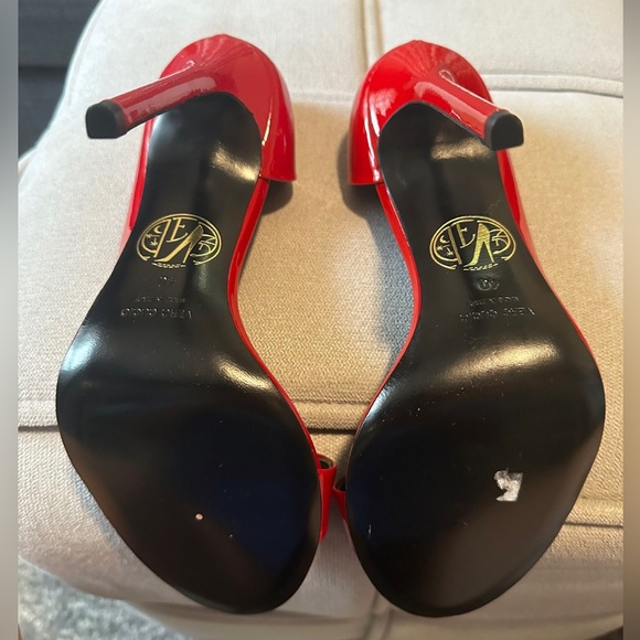 MAISON ERNEST PATENT SANDALS - Picture 4 of 5